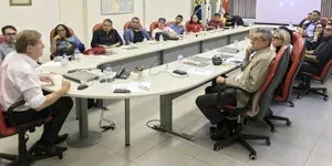 Escoop recebe comitiva de Alagoas