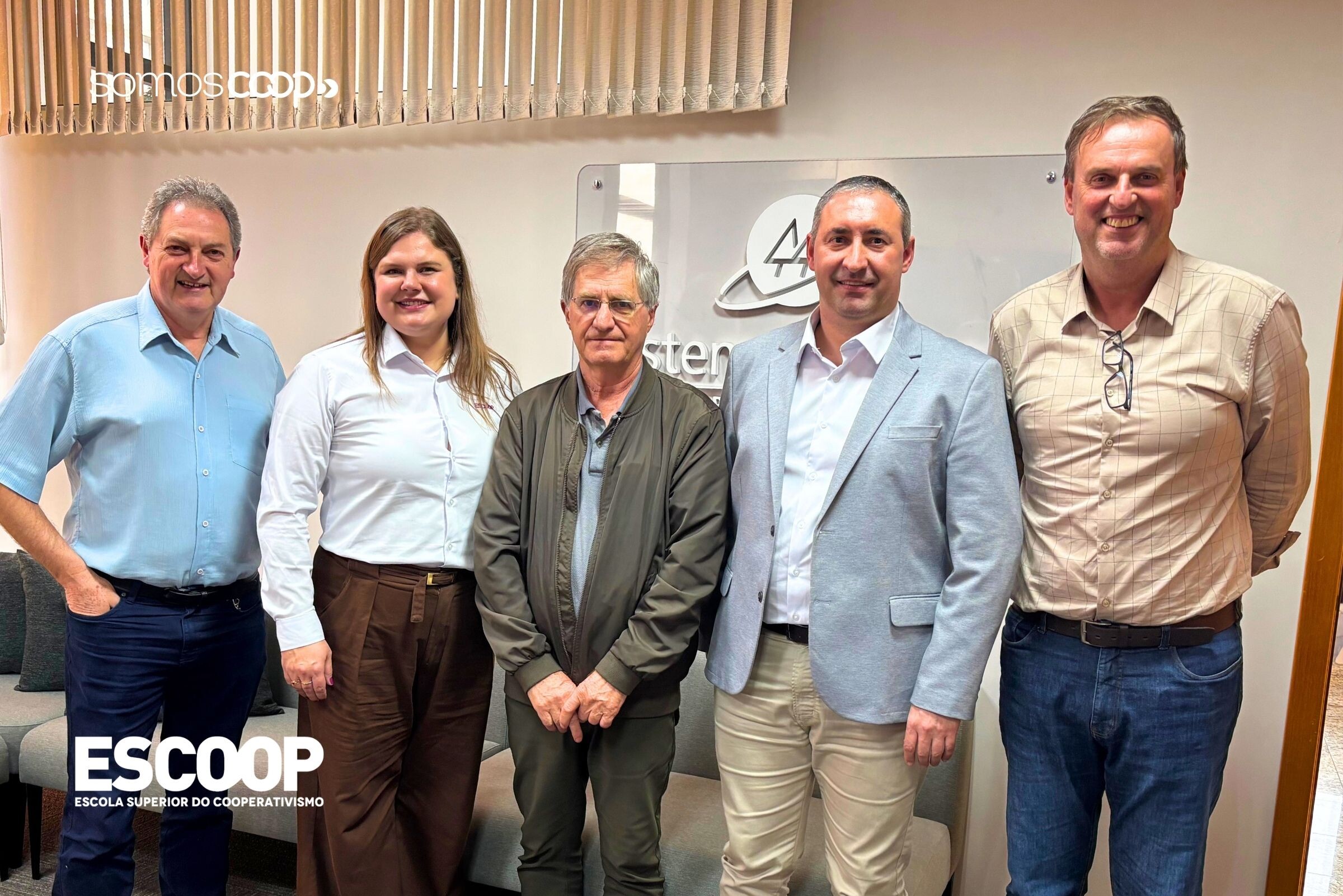 Escoop amplia conexões com o cooperativismo paranaense