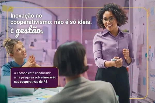 Peça gráfica mostra reunião de trabalho com quadro, post-its e pessoas em volta da mesa. Texto destaca pesquisa da Escoop sobre inovação nas cooperativas do RS.